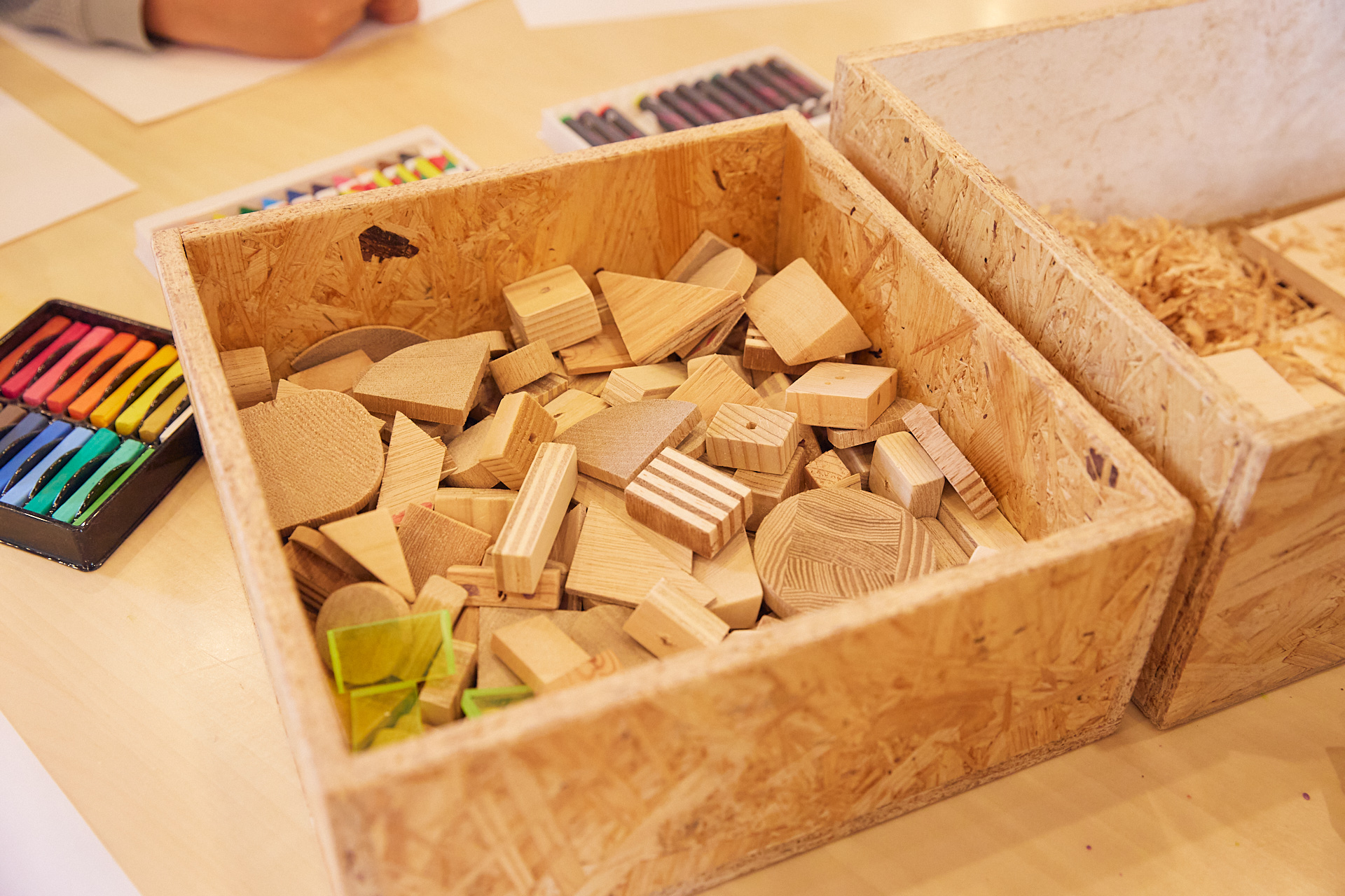 【美術大道具さんと！】木で作る・木で遊ぶ　木の心地良さを感じよう