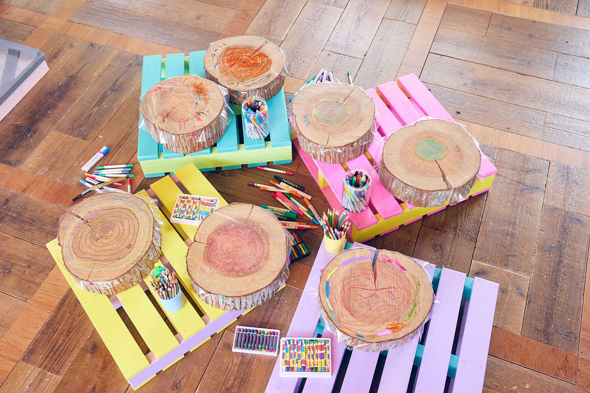 【美術大道具さんと!】木で作る・木で遊ぶ 木の心地良さを感じよう 参加費500円}
